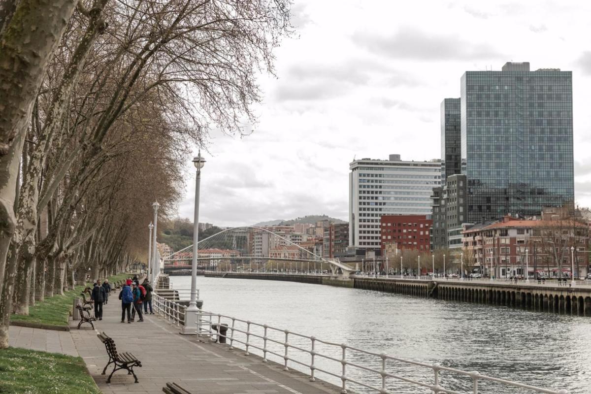 Pension H30 Bilbao Hotel Exterior photo